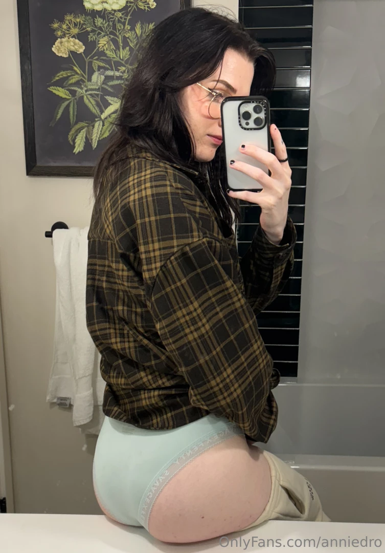 Vacation almost over need someone to hold me already 