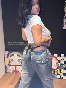 Hi babes here s ur little present to unwrap part 3