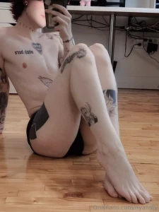 Wanna rub it between my thighs part 1