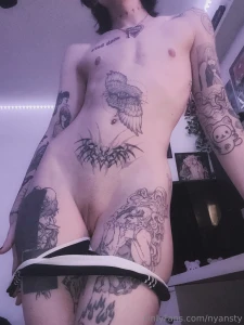 Who doesn t love tiny gym shorts