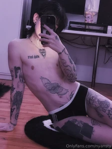 Who doesn t love tiny gym shorts part 1