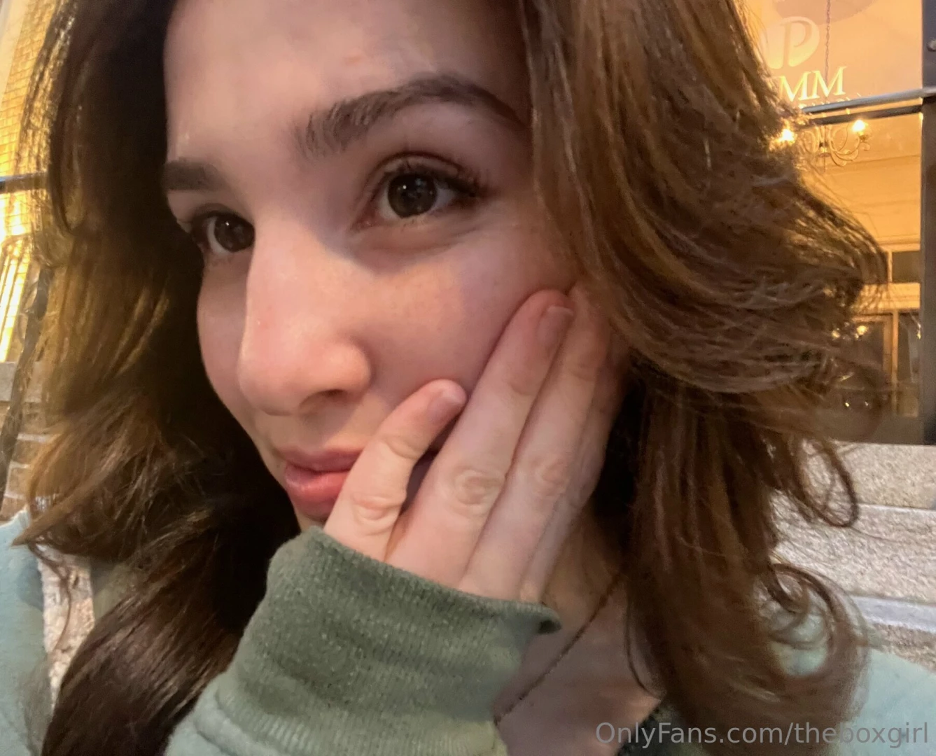 Just hanging out where i wish i was getting some 