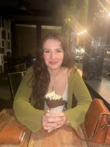 I like to play with my food and my fantasies part 1