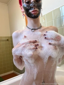 Hehe there s no better feeling than someone rubbing their hands over part 9