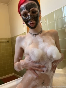 Hehe there s no better feeling than someone rubbing their hands over part 23