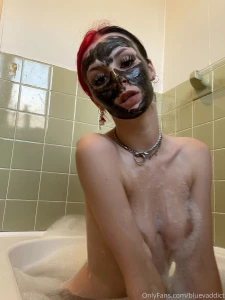 Hehe there s no better feeling than someone rubbing their hands over part 21