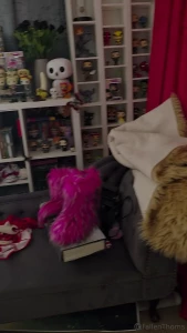 This was my last photo set in my office yes the room is a state i was