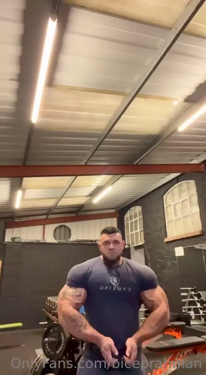 I could pick you up spin you upside down and shuv my cock in your 