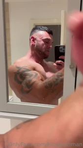 I need someone to give me a happy massage