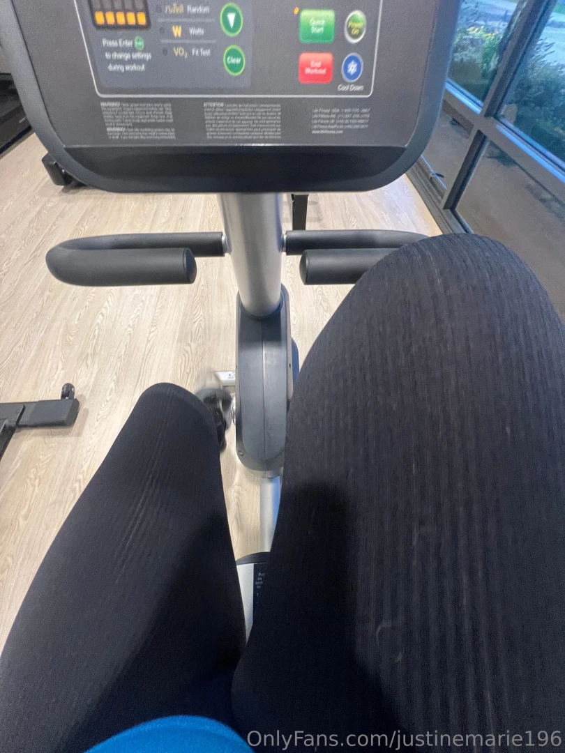 Sweaty early in the morning new pics coming soon 