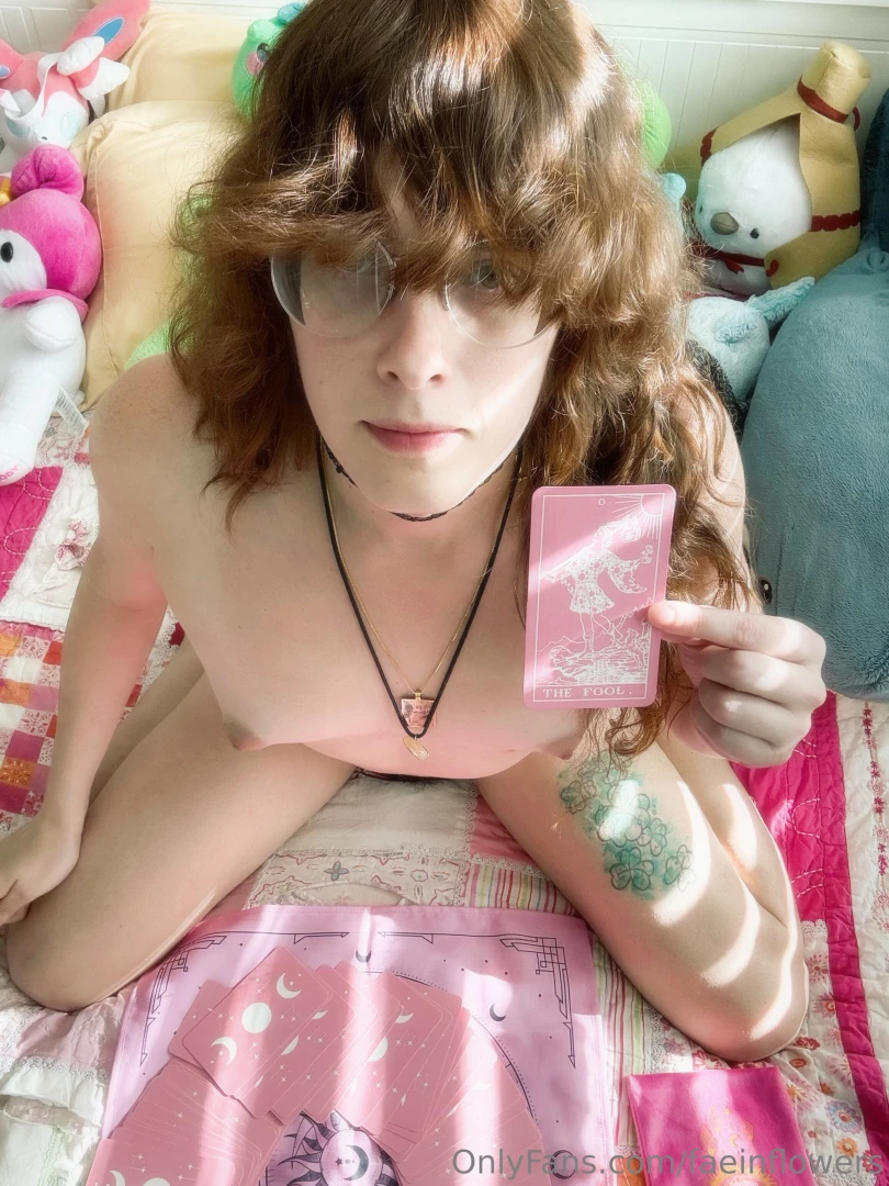 Just a reminder that i offer nude tarot card readings for tips dm if part 1 