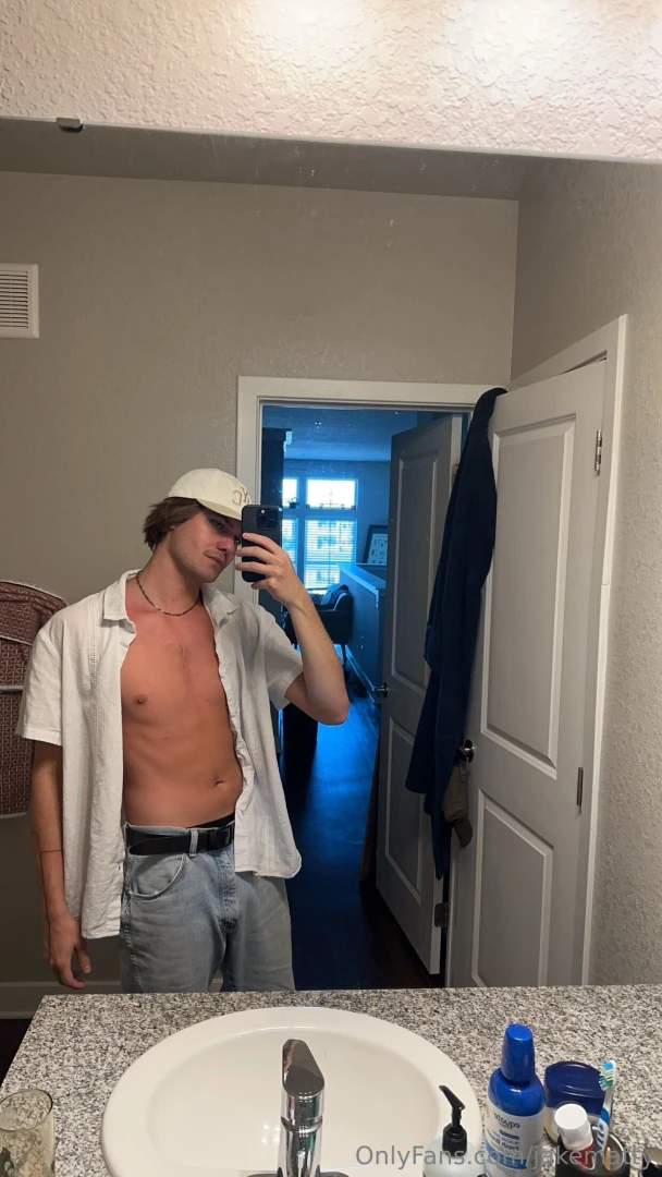 Go check out the promo on my exclusive page tons of free content https 