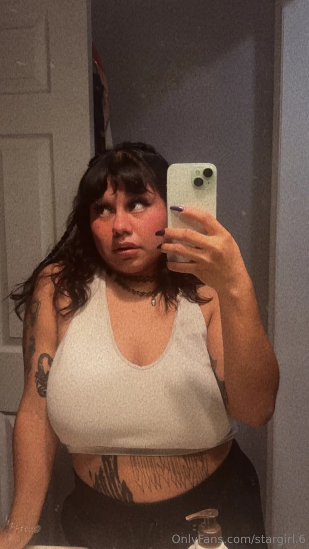 Here s my face so yall can call me pretty 3 