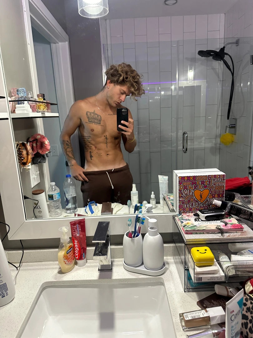 Woke up like this hard horny and needing your attention 