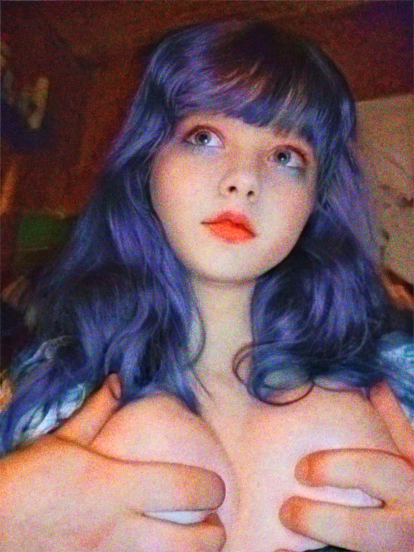Me grabbing lunadlight boobs part 1 