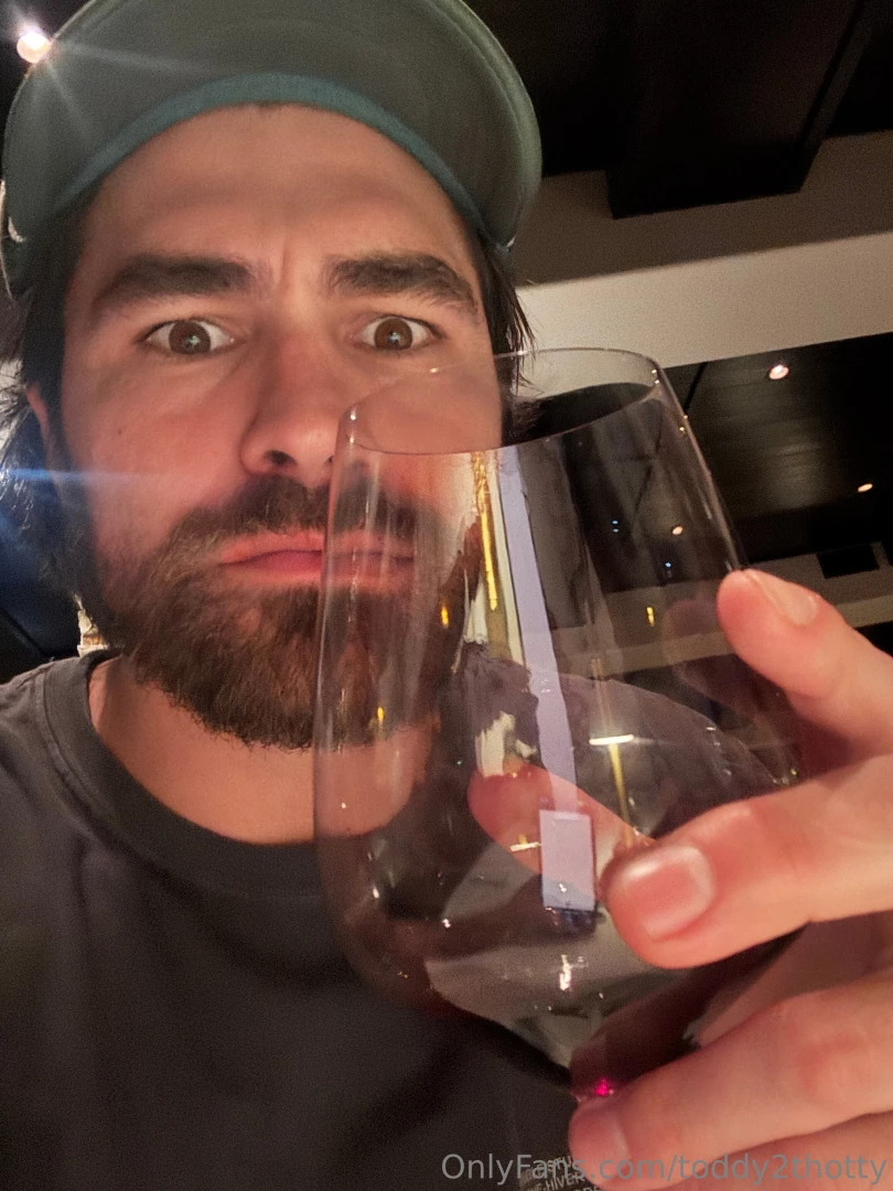 Winnnne not am i right haha 