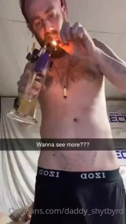 Bong out with my dong out let me know if you enjoy this type of 