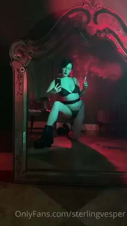 I got new boots and i m in the mood to step on someone 