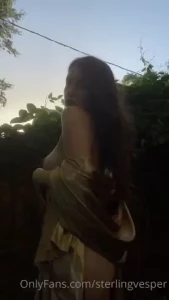 Fuck me in the garden an aesthetic if you will