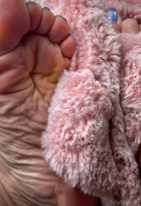 Tucking you in with a cozy heel pop some pink soles and snowflake blue part 6