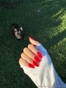 Did my nails yesterdayy i love themmm