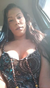 Tits flash uber car