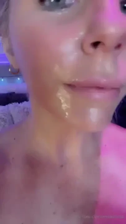 Cum glazed face 