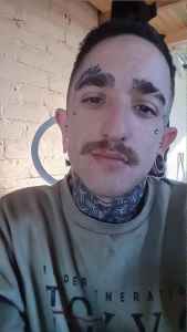 Good morning what are you doing are you talking to me buenos dias que