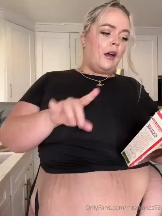 Just for fun make brownies with me 