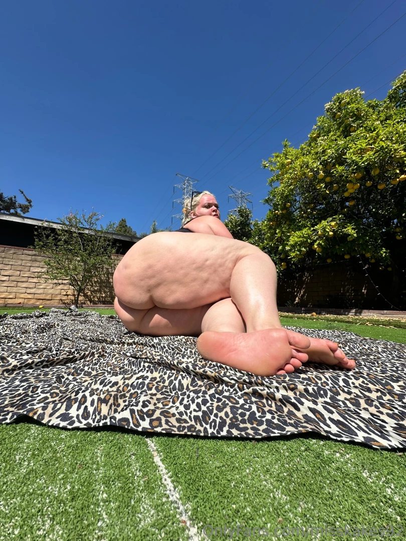 Wanna tan with me part 16 