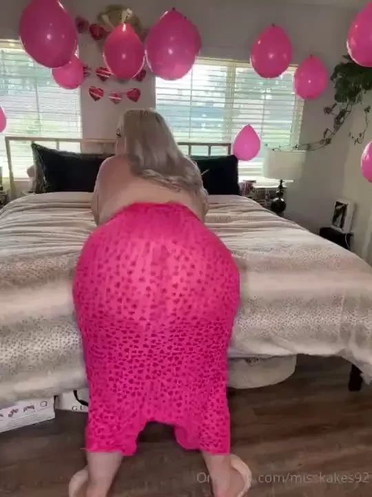 I m all ready for our date when will you pick me up 