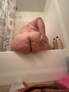 Daddy let me pull a nut out of you