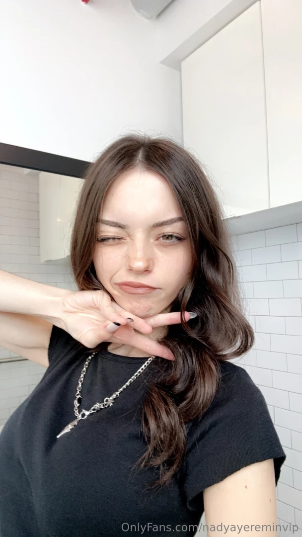 Saying hi middle of the week mood 