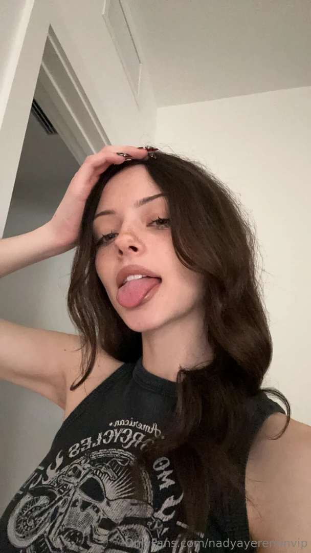 Siren eyes cum fall in loveee part 10 