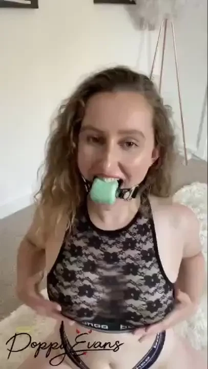 Poppy has been a very naughty girl would you like to see me get fucked 