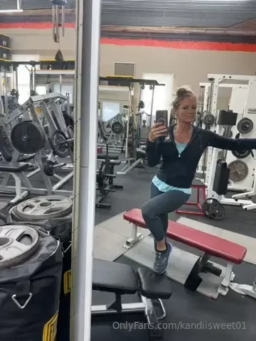 Good morning going live in a hot minute and stretch out on the part 1 