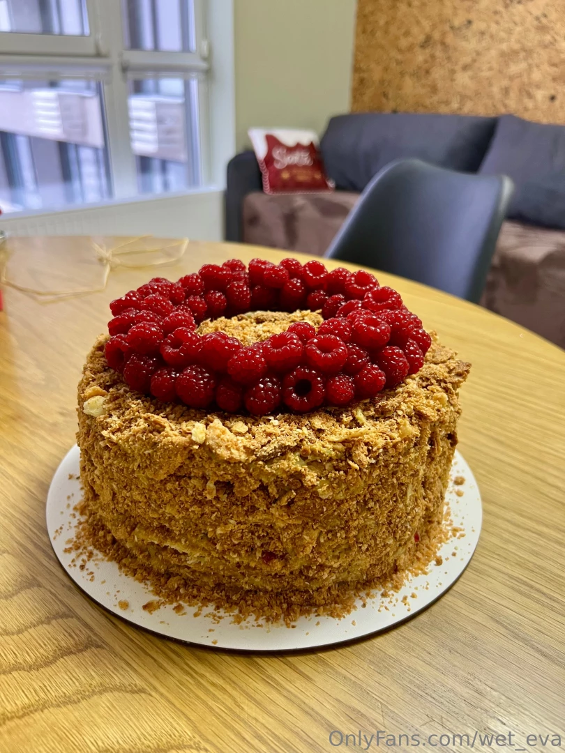 Tomorrow is my birthday and i m already so excited about this special 