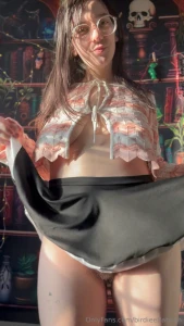 Is this too revealing part 10