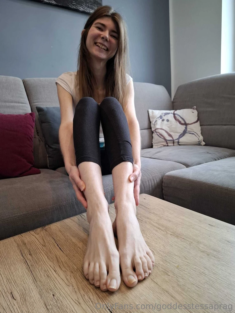 Check my friend goddess fantagiro and her cute smile and 42eu 10 5us part 1 