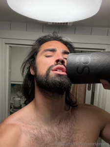 Solo karaoke in my solitude