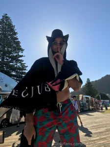 Shhh i m an outlaw