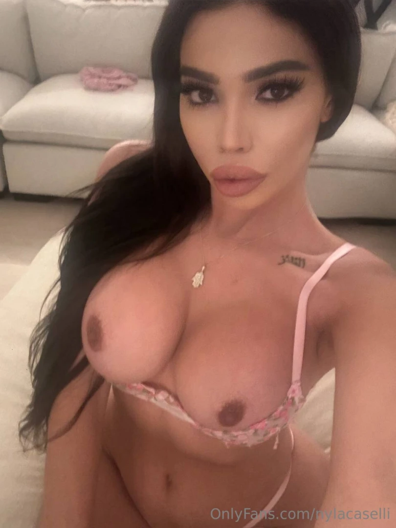 What are the best emojis you use in a sex chat part 12 