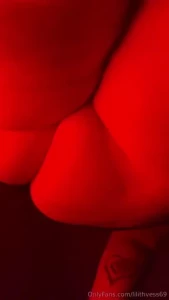 Give a seat for mistress