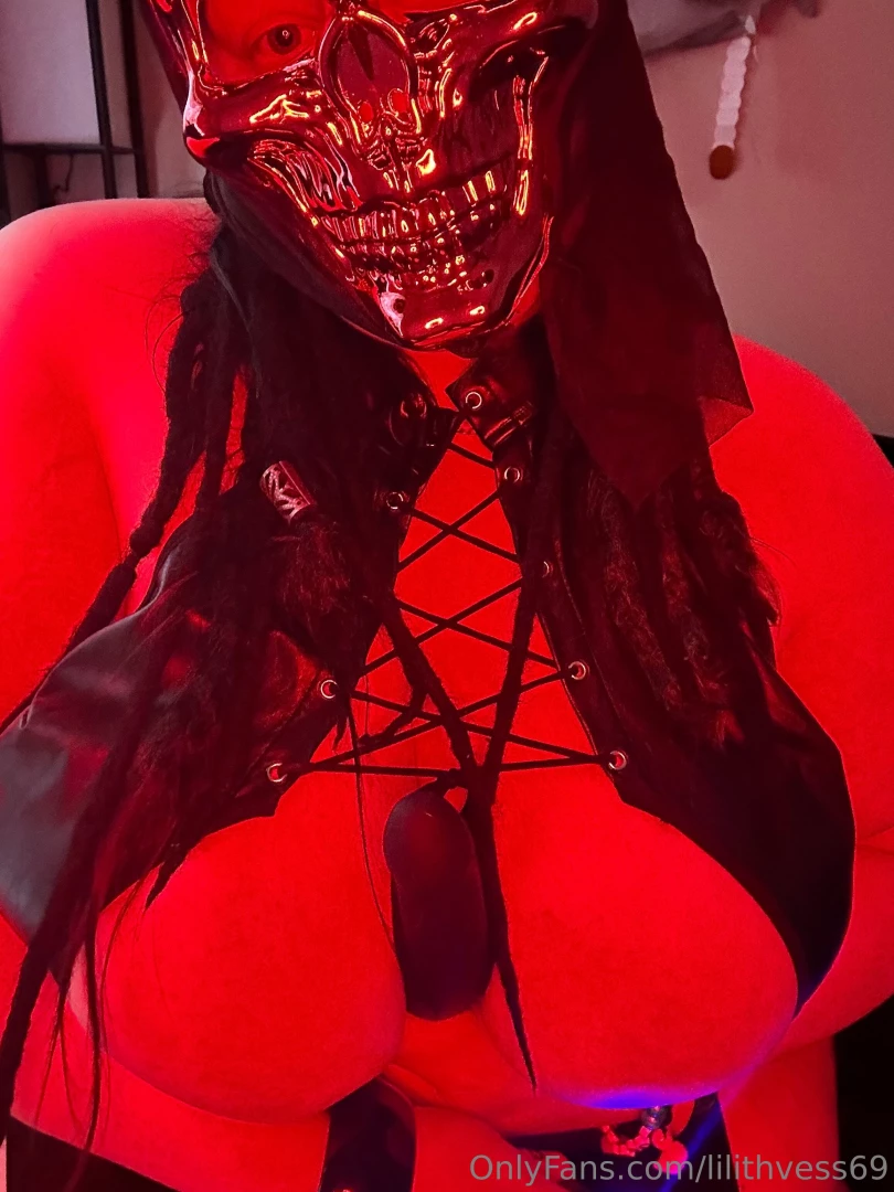 Want to see me get my tits fucked 