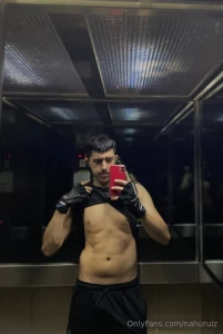 Hey you stop scrolling you have to subscribe to my hottest friend