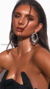 What day and time should we go live next week exclusivelexx and