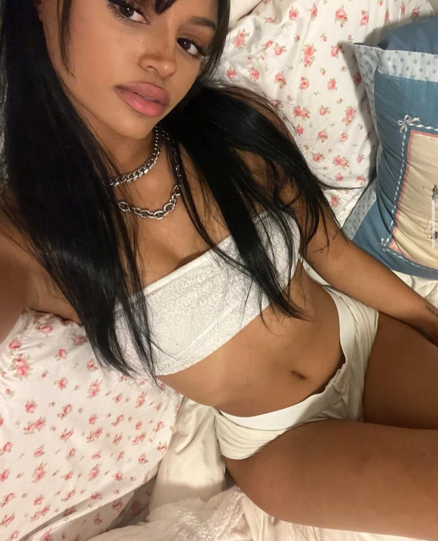 You like it hot good because i m live 3 nights straight nbsp wednesday 