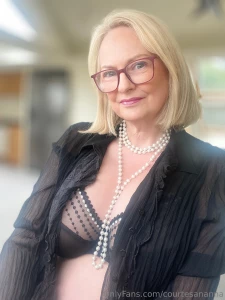 Love this black elomi bra sheer cups lace edging and 3 hooks and