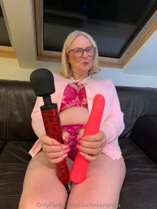 2 live streams today http onlyfans com courtesananna lunchtime quicky