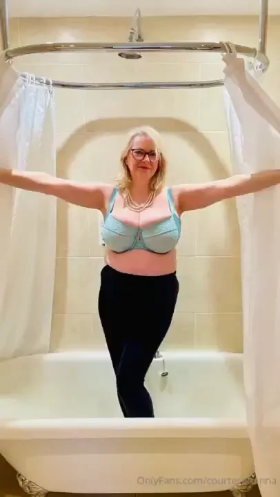 This weeks big cup bras teal green satin lace one with a bouncy bed 